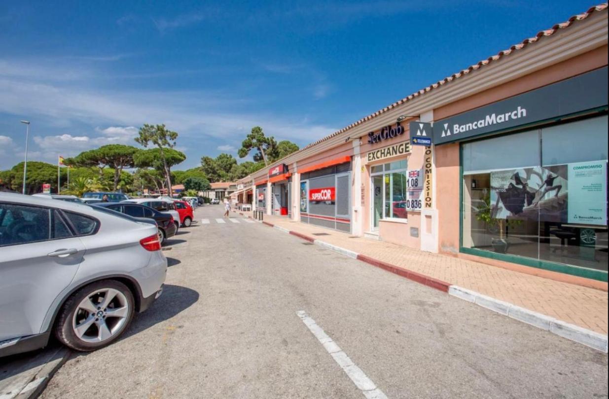 Luxury Beach Side Apartment In Marbella Playa Exteriér fotografie