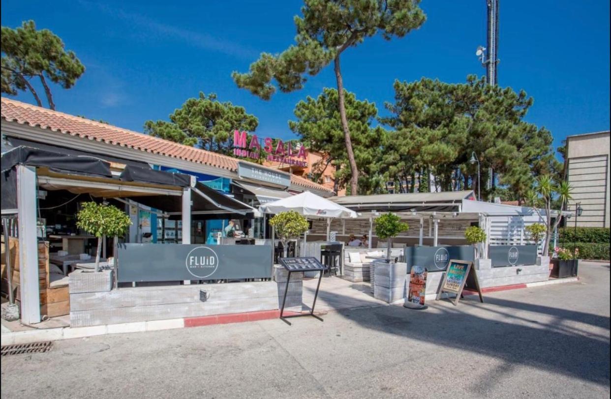 Luxury Beach Side Apartment In Marbella Playa Exteriér fotografie