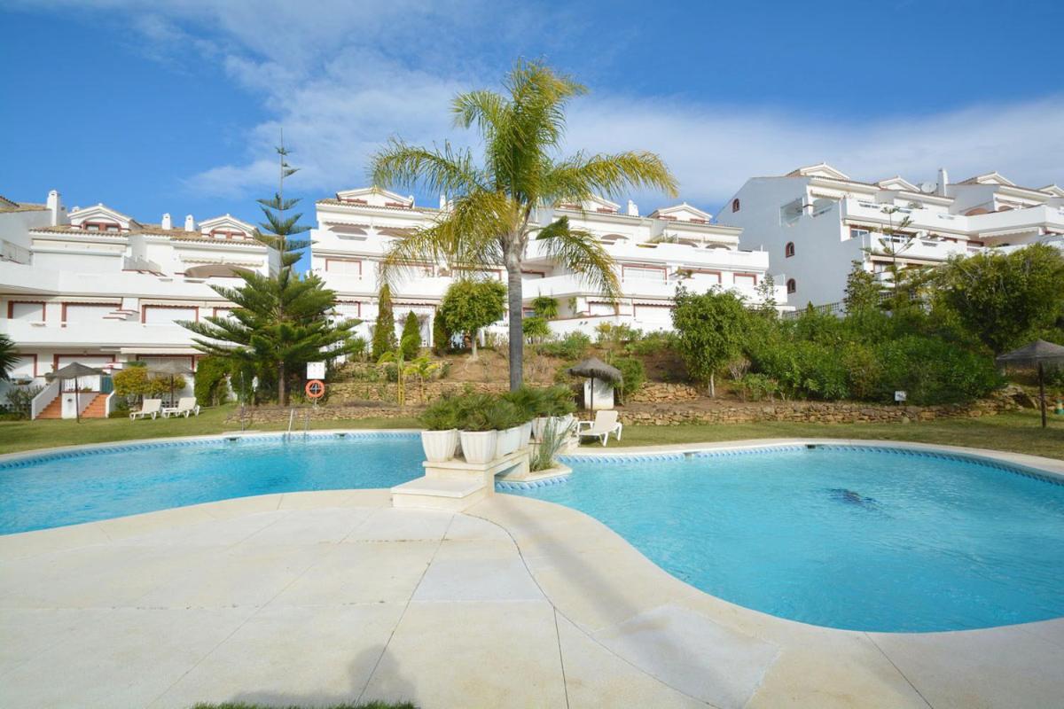 Luxury Beach Side Apartment In Marbella Playa Exteriér fotografie